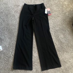 Womens style and co black dress pants size 4 BNWT